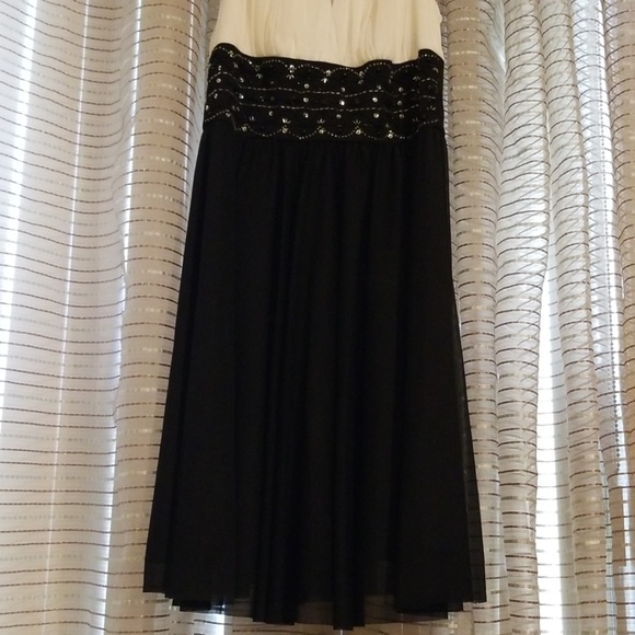 JH evenings Prom Dress - Picture 2 of 8